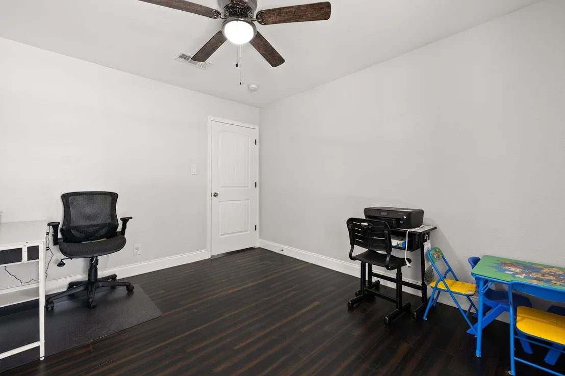 Photo of 2114 Briargreen Drive