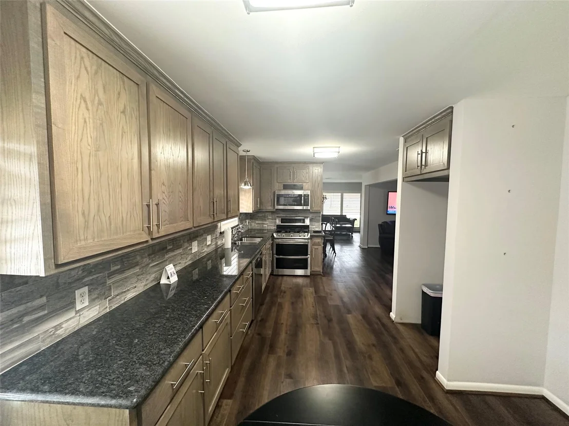 Photo of 2123 Ridgecrest Drive