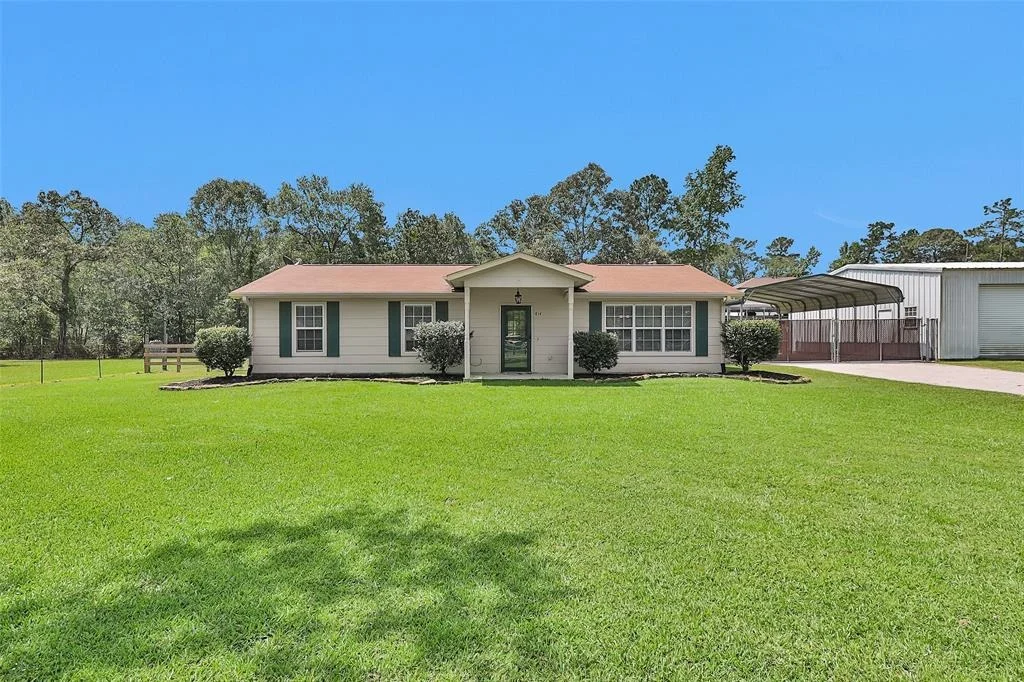 Photo of 814 Whipporwill Road