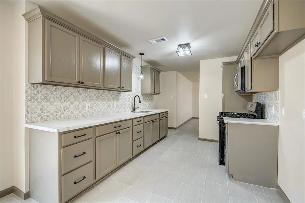 Photo of 501 N Avenue B