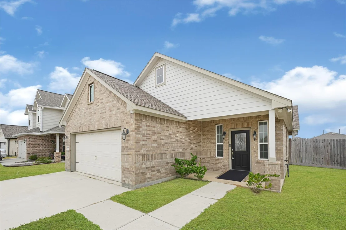 Photo of 14815 Big Pine Lane