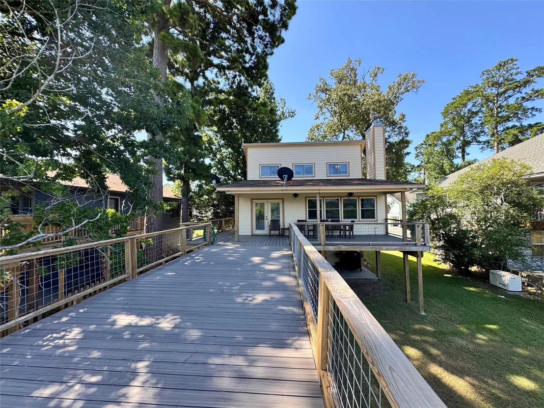 Photo of 83 Lakeside
