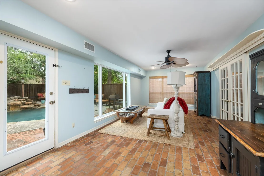 Photo of 5606 Foresthaven Drive