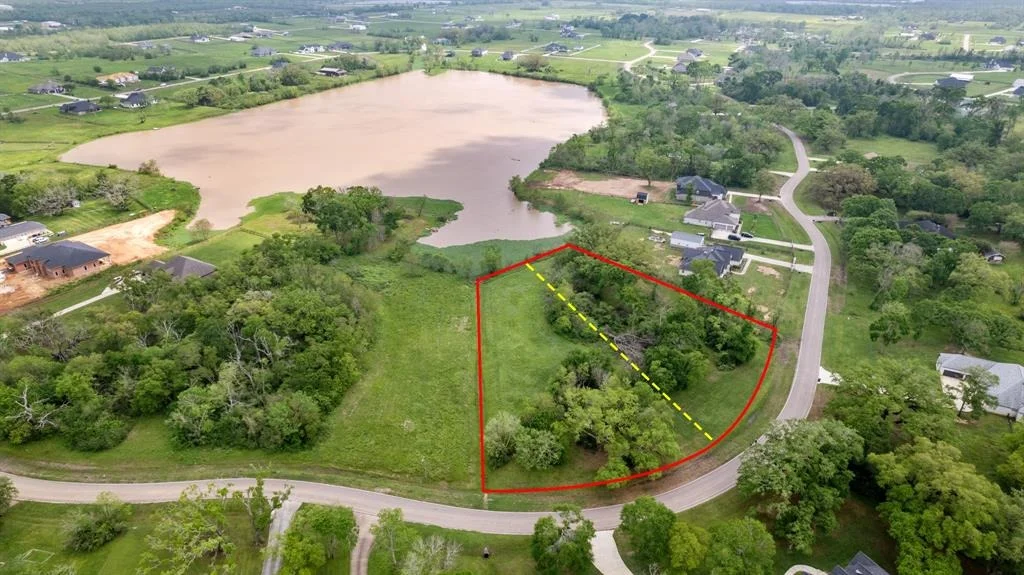 Photo of 21610 Chenango Lake Drive