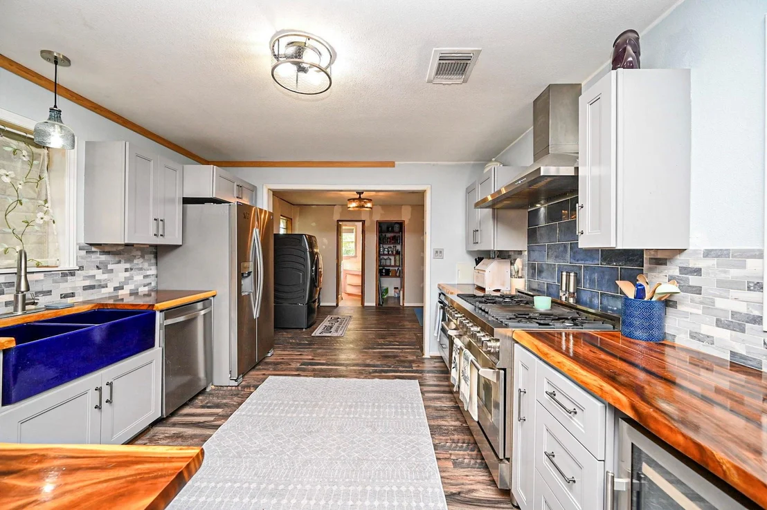 Photo of 14920 Bj Dusek Road