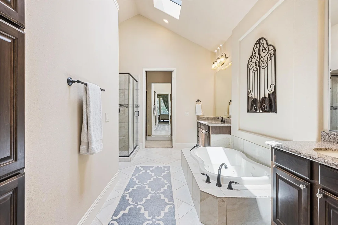 Photo of 103 Lake View Loop