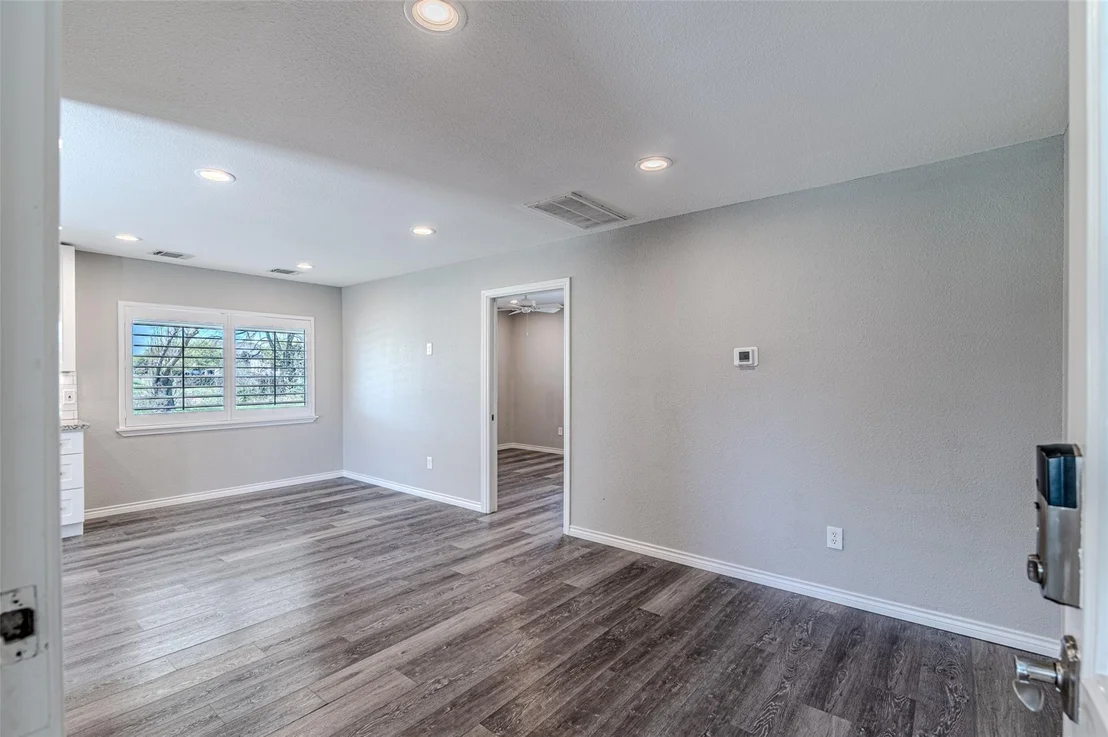 Photo of 17631 Huffmeister Road