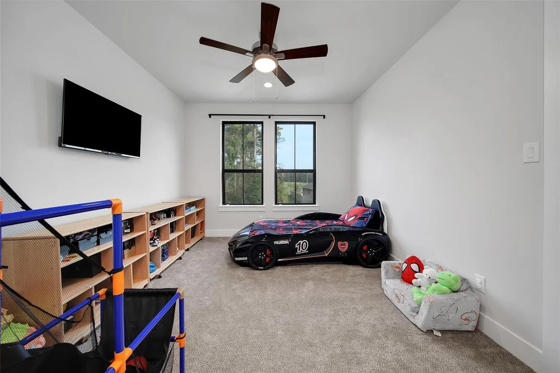 Photo of 16011 Bonjour Boulevard