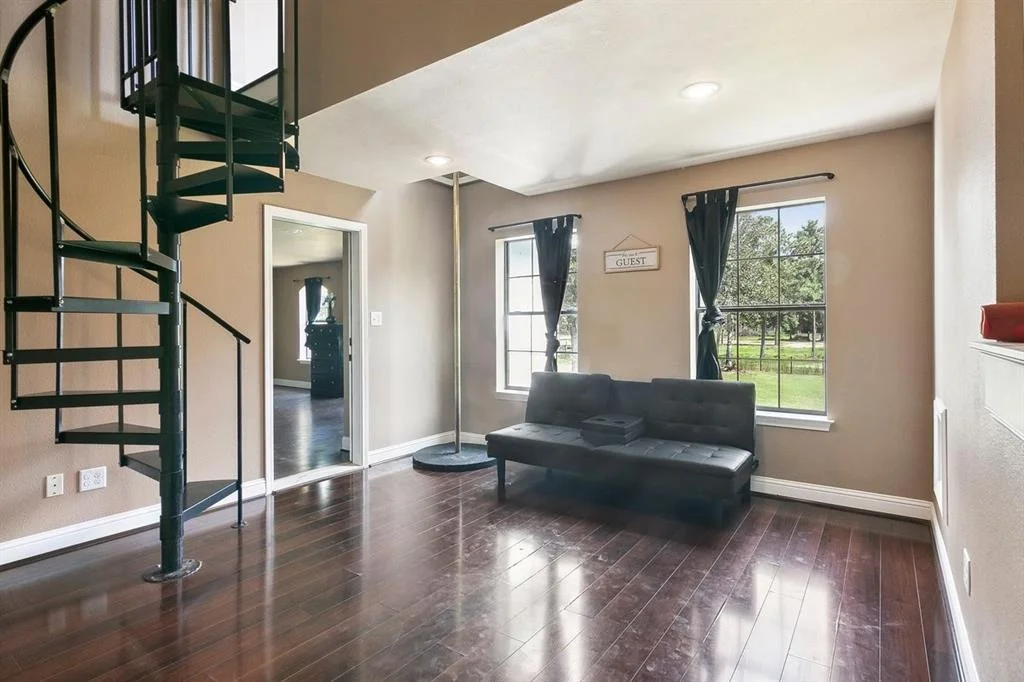 Photo of 4372 County Road 716