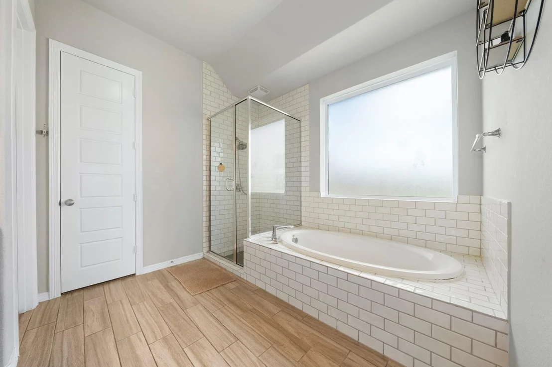 Photo of 10927 Crestwood Point Circle