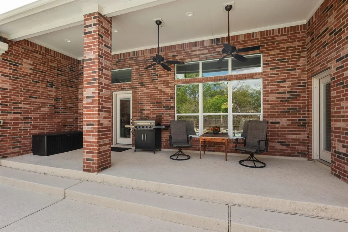 Photo of 6039 Whispering Lakes Drive
