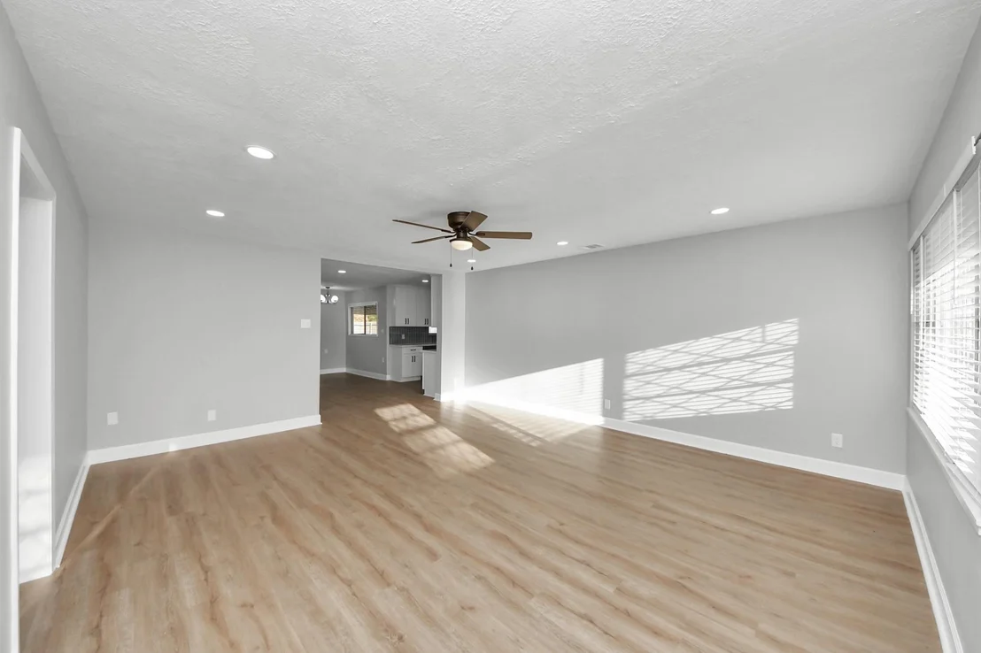 Photo of 1812 Locklaine Drive