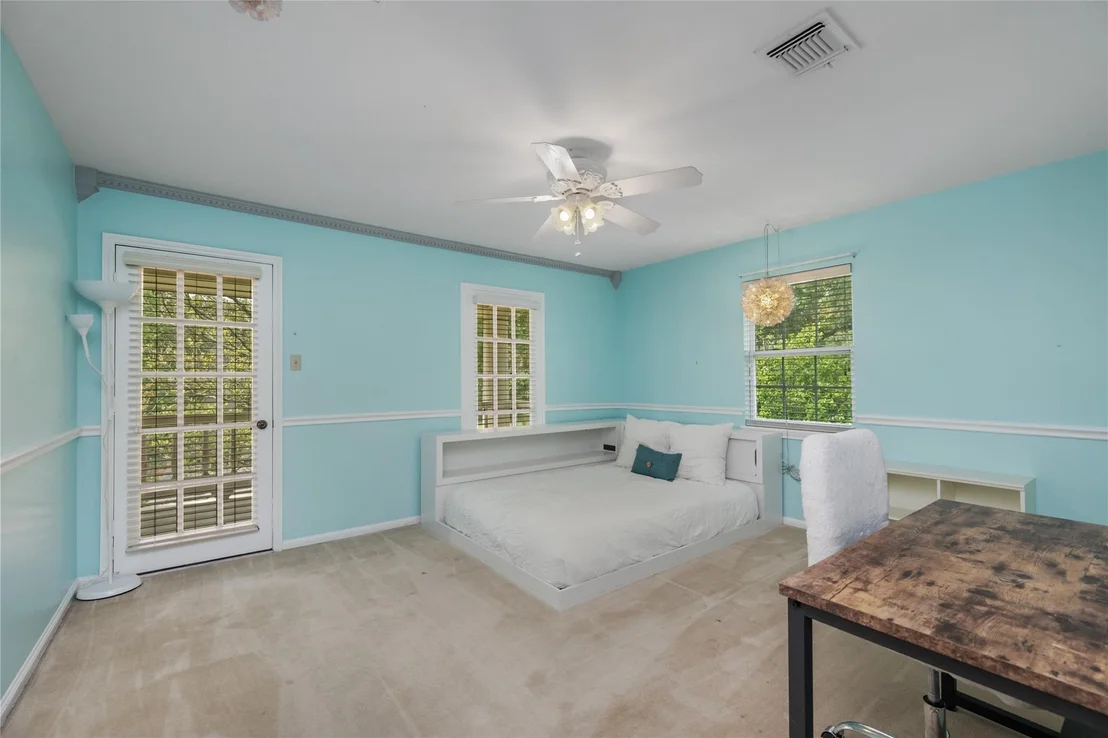 Photo of 5606 Foresthaven Drive