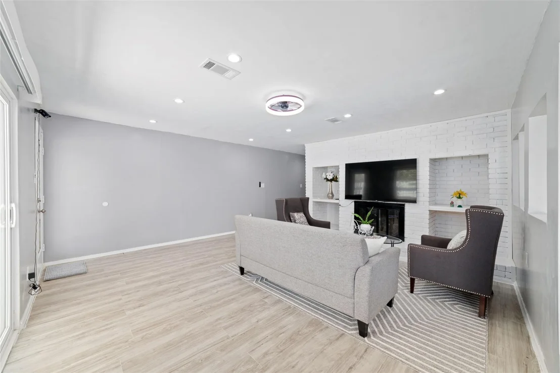 Photo of 6111 Westbranch Drive