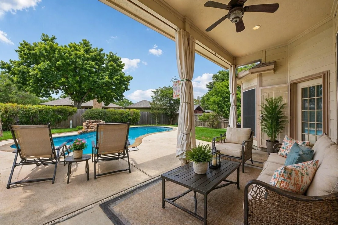 Photo of 7187 Edgewater Drive