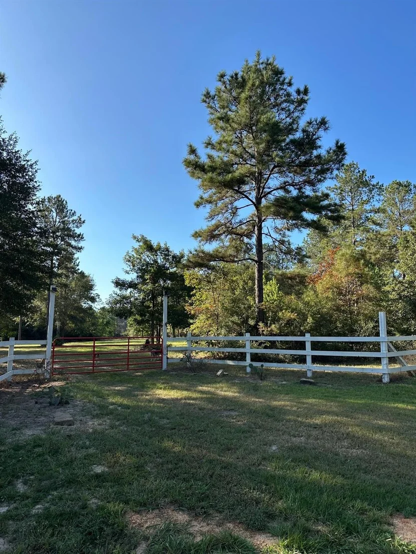 Photo of 8958 N Walker Road