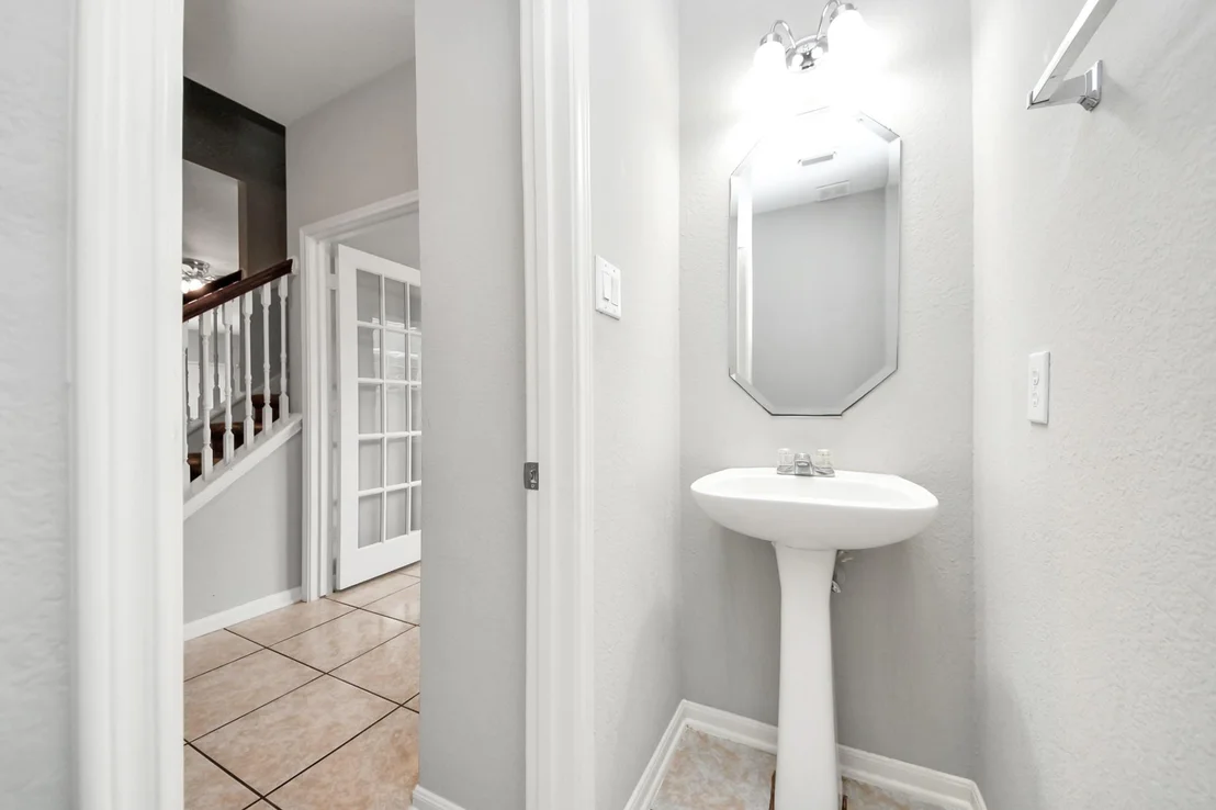 Photo of 1315 Chalk Rock Drive
