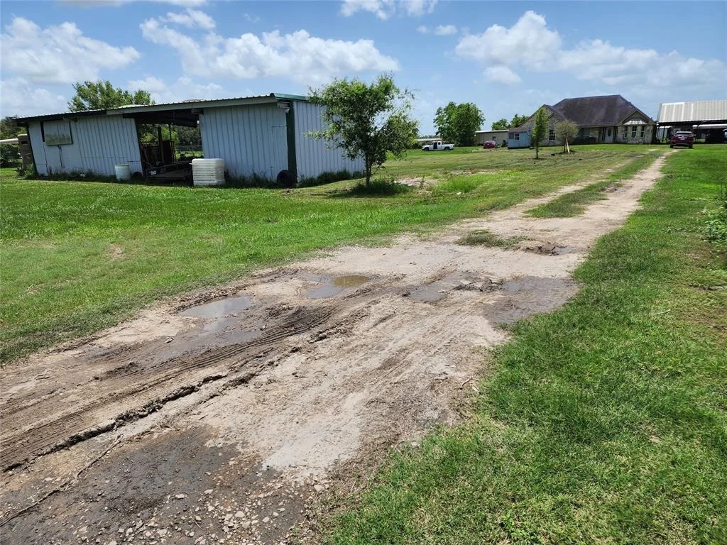 Photo of 6815 Beard Road