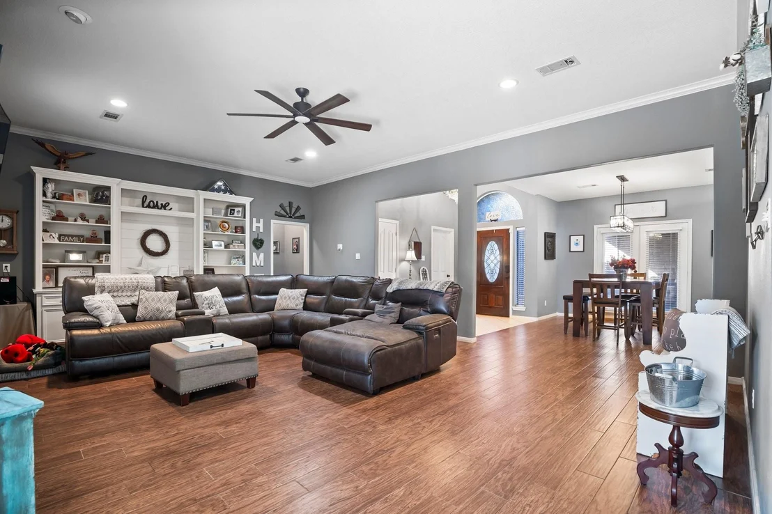 Photo of 9292 Deepwater Drive