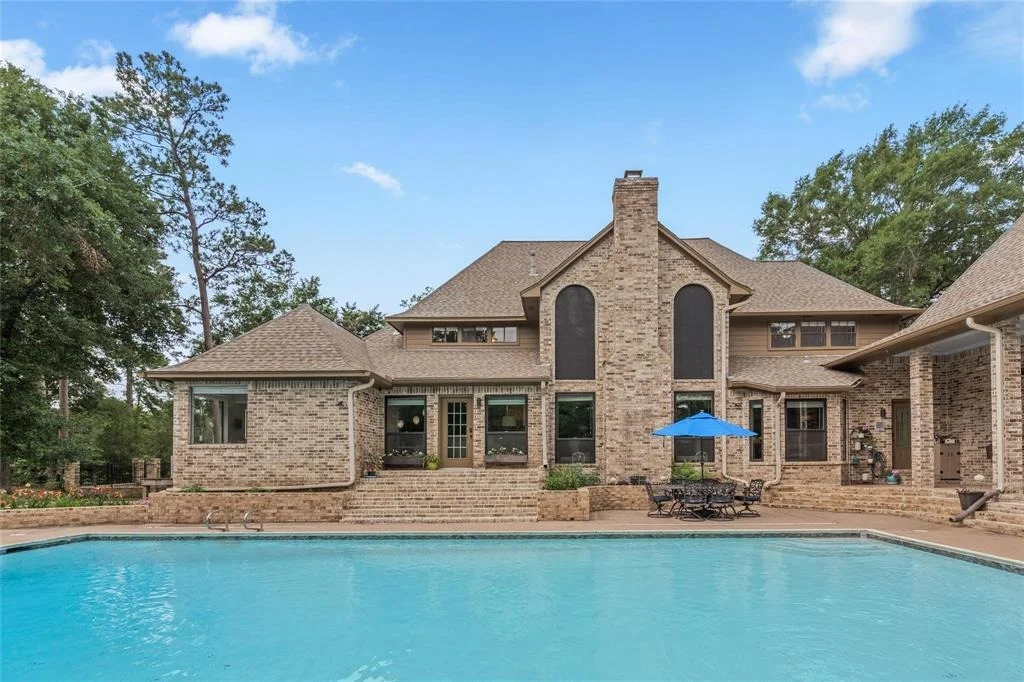 Photo of 17910 Sugar Pine Drive