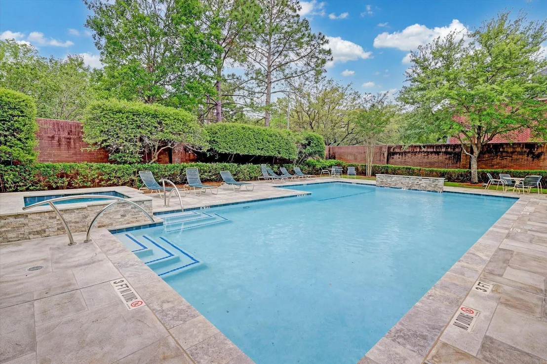 Photo of 231 Sugarberry Circle