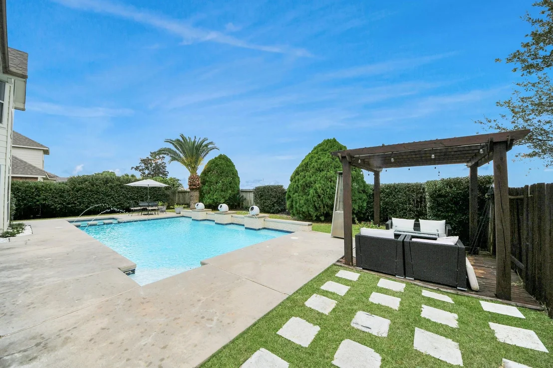 Photo of 11003 Leigh Woods Drive