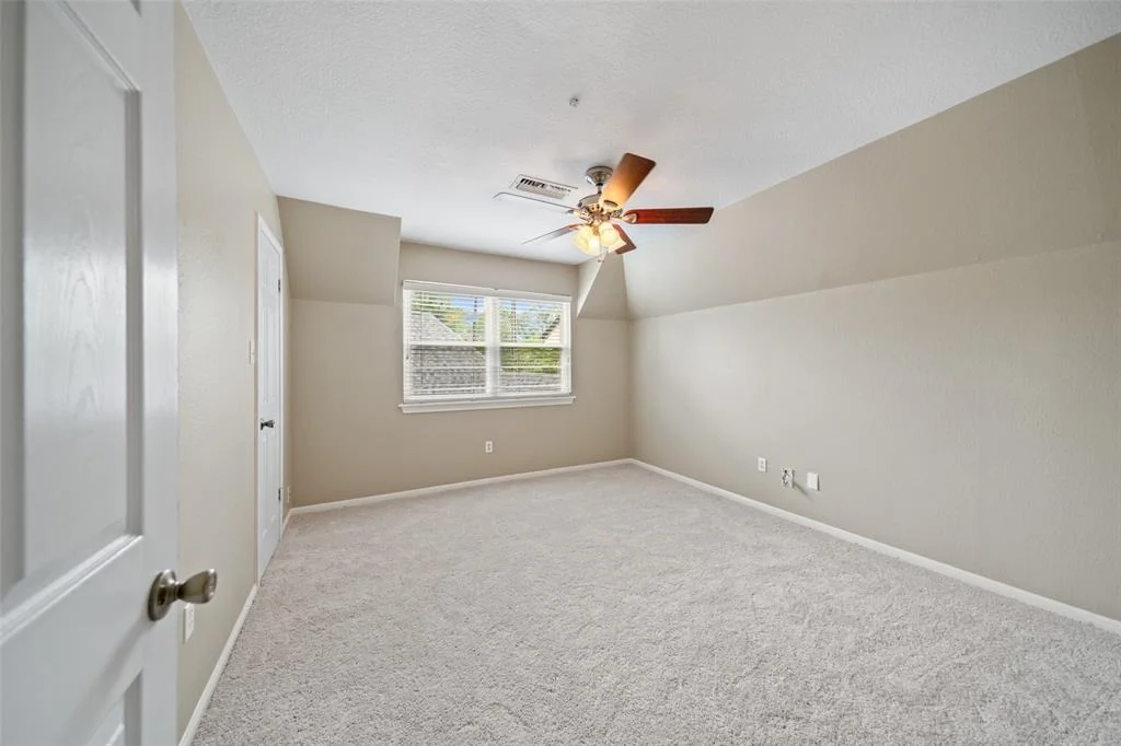 Photo of 19011 Oakway Drive