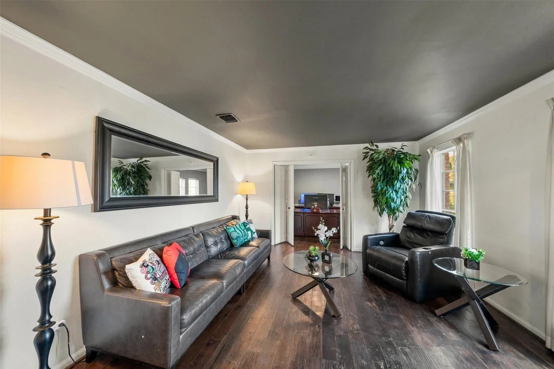 Photo of 1806 Saddlecreek Drive