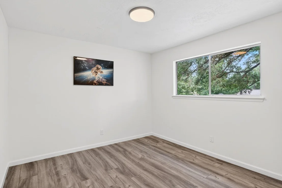 Photo of 24106 Spring Mill Lane