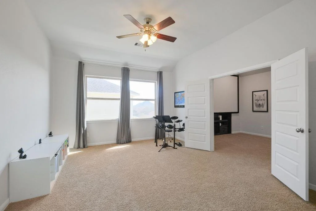 Photo of 8710 Grasswren Road