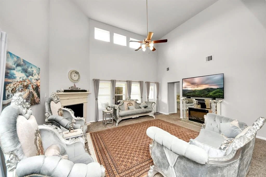 Photo of 2918 Silverhorn Lane