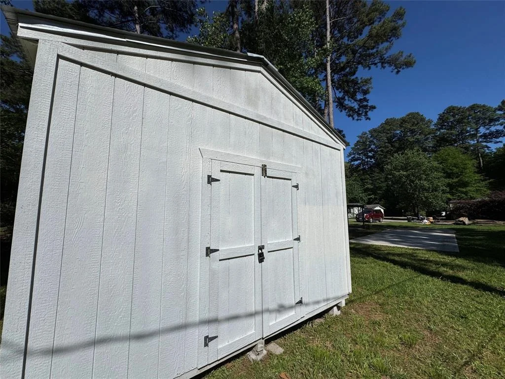 Photo of 69 E Whippoorwill Lane