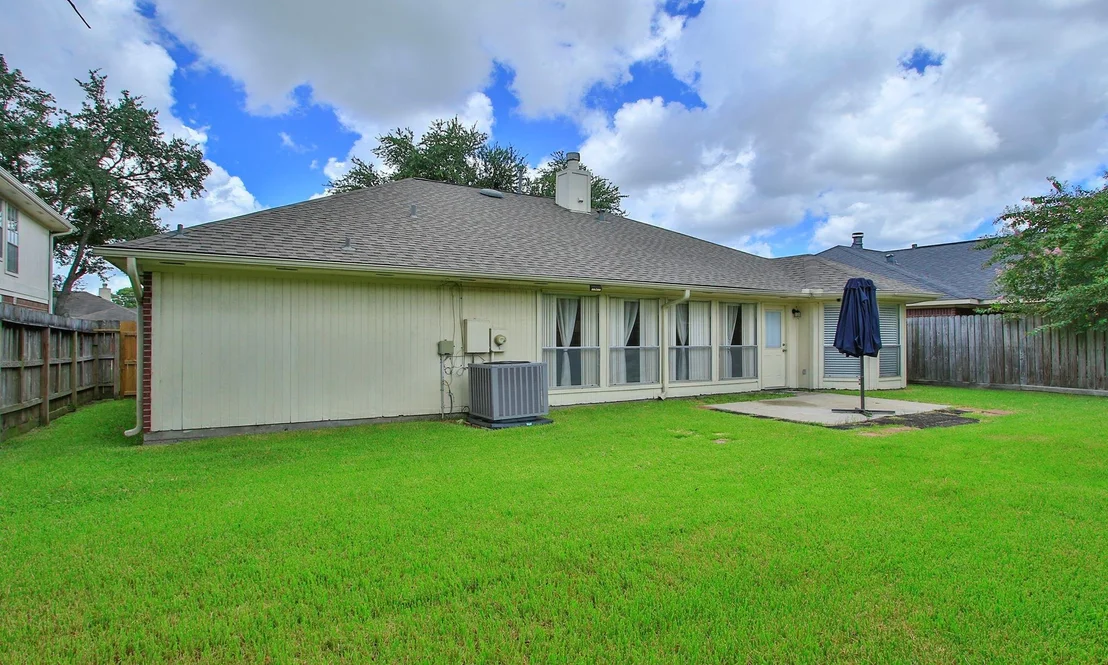 Photo of 5013 Parkcrest Drive
