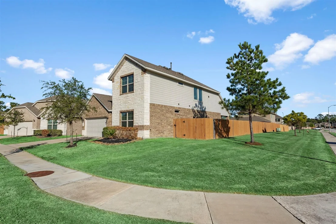 Photo of 28109 Steepleridge Court