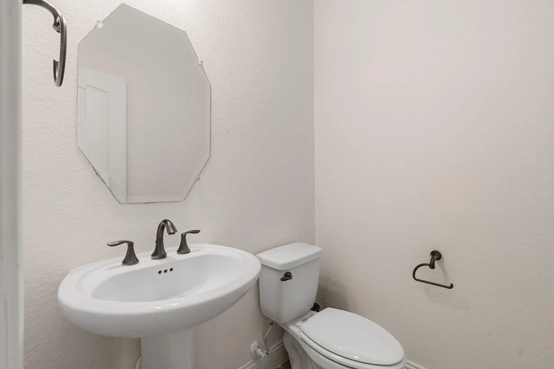 Photo of 10 Waterfall Way