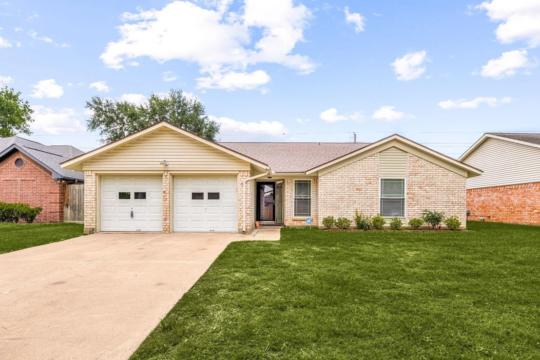 Photo of 2306 Townhall Lane