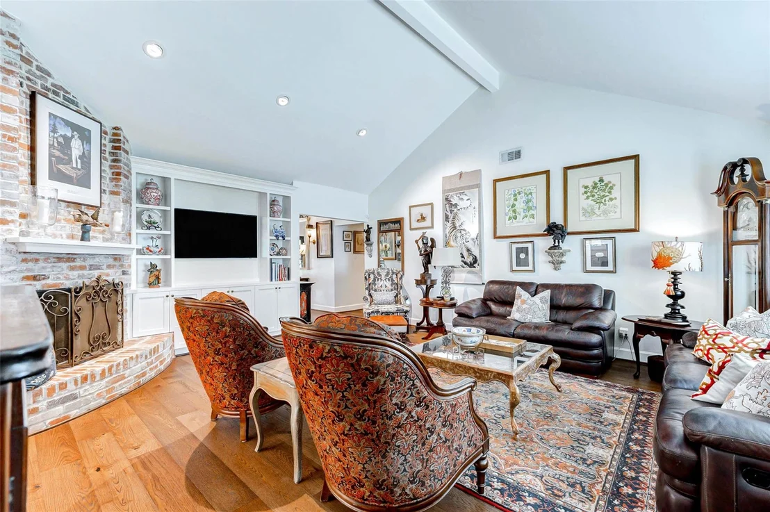 Photo of 315 Thicket Lane