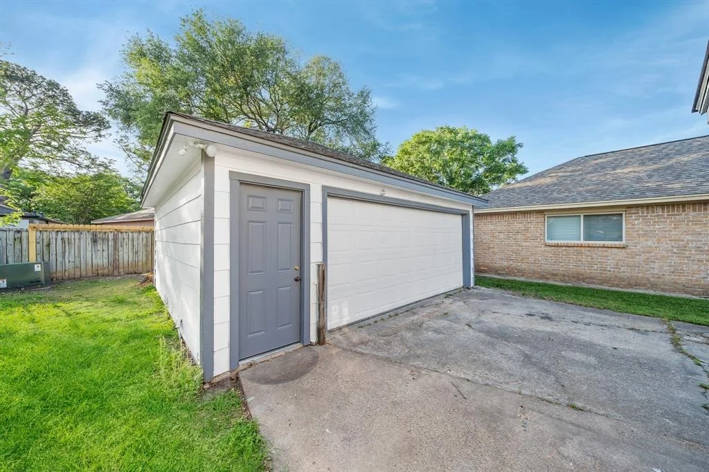 Photo of 4902 Sabrina Drive