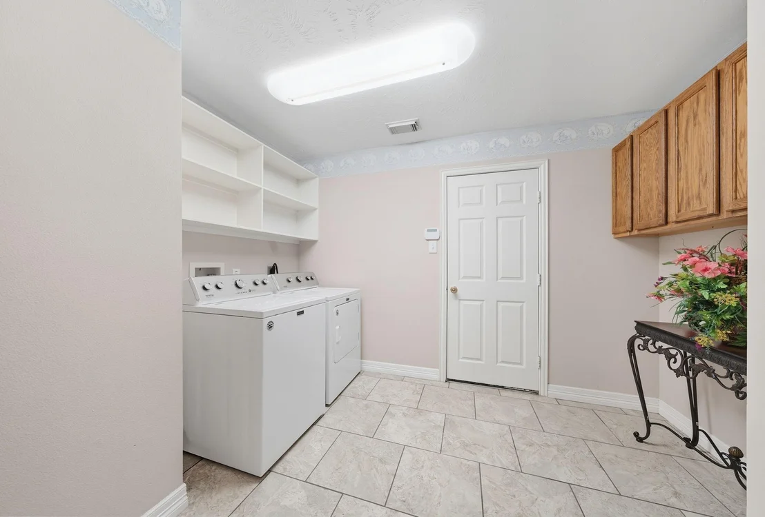 Photo of 2302 Palm Circle