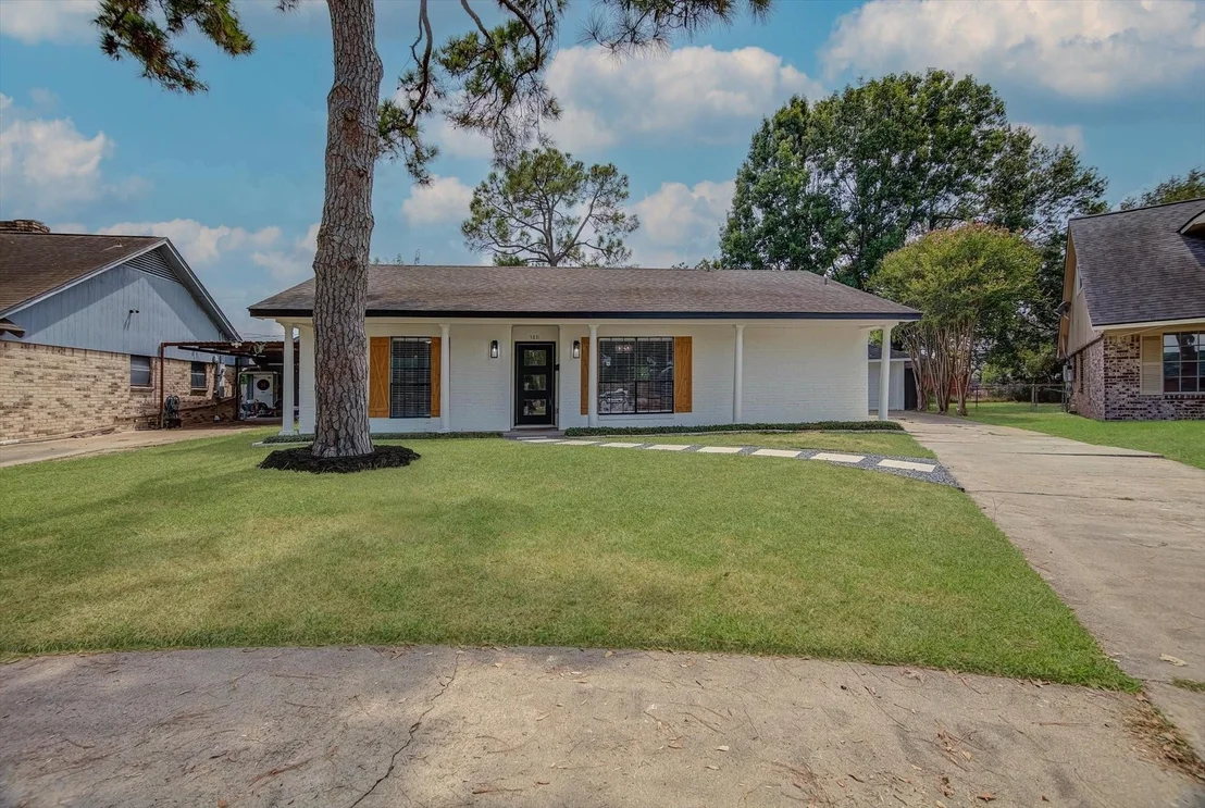 Photo of 5831 Birchmont Drive