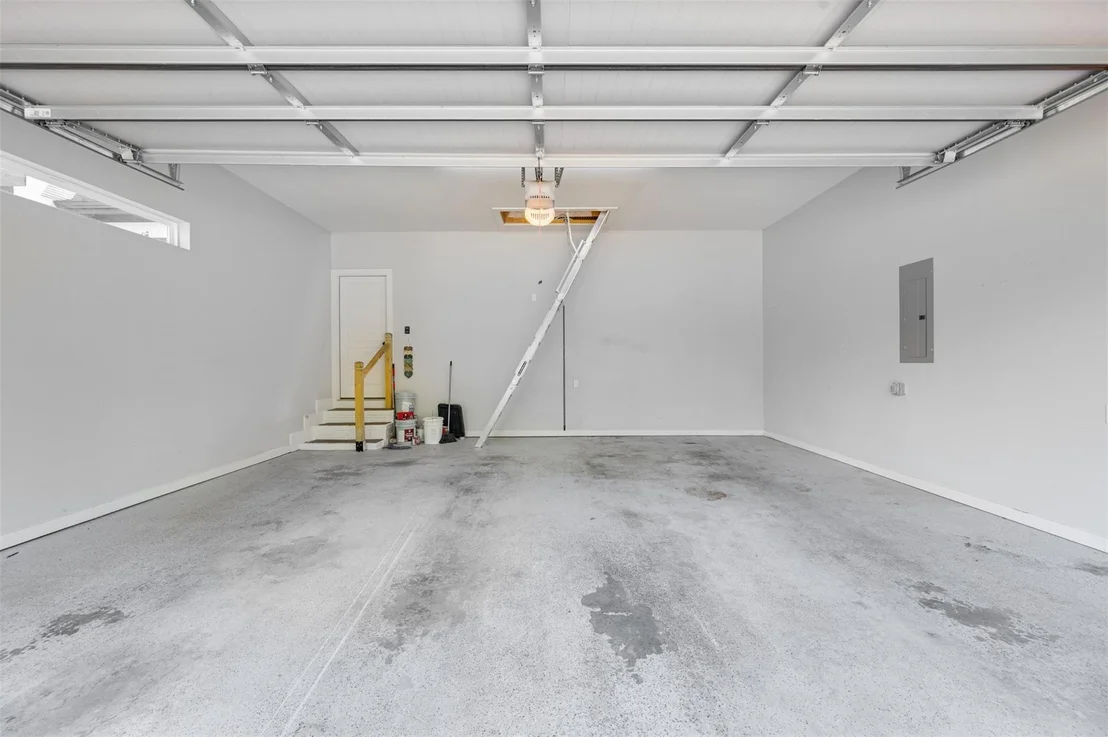 Photo of 2830 Juniper Lane