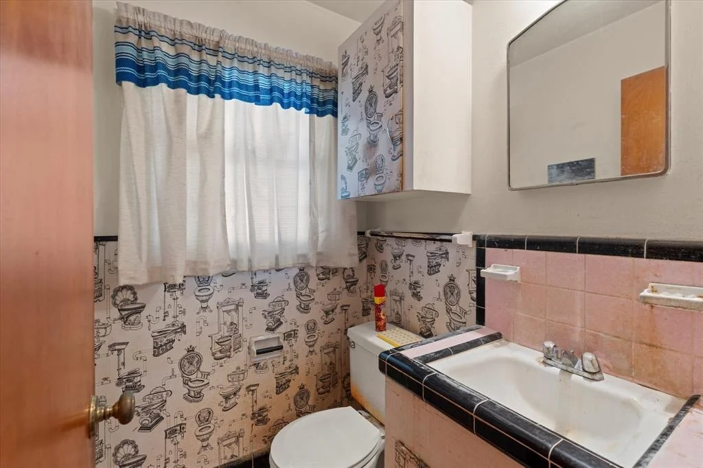 Photo of 2114 Lazybrook Drive