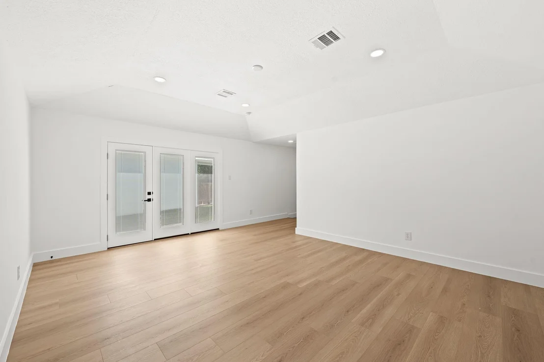 Photo of 7631 Westwind Lane