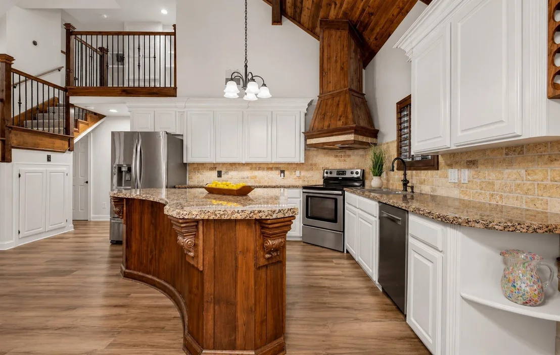 Photo of 312 Springwood Drive