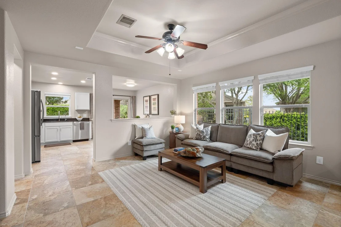Photo of 1014 Oleander Way