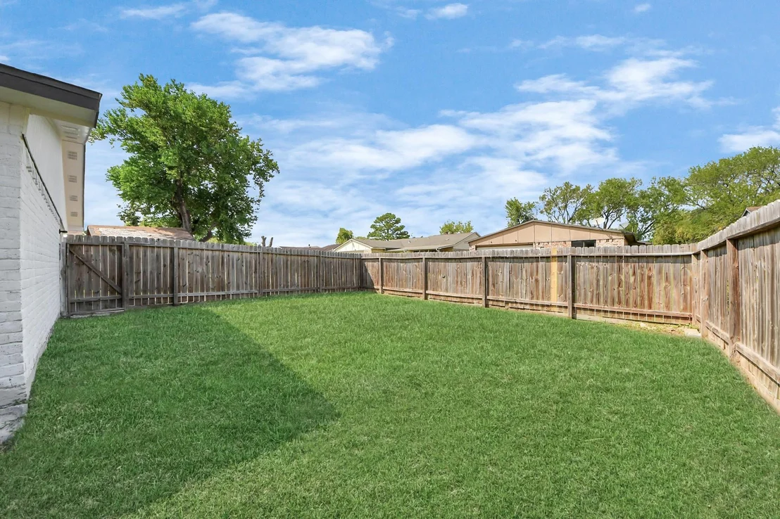Photo of 14623 Lorne Drive