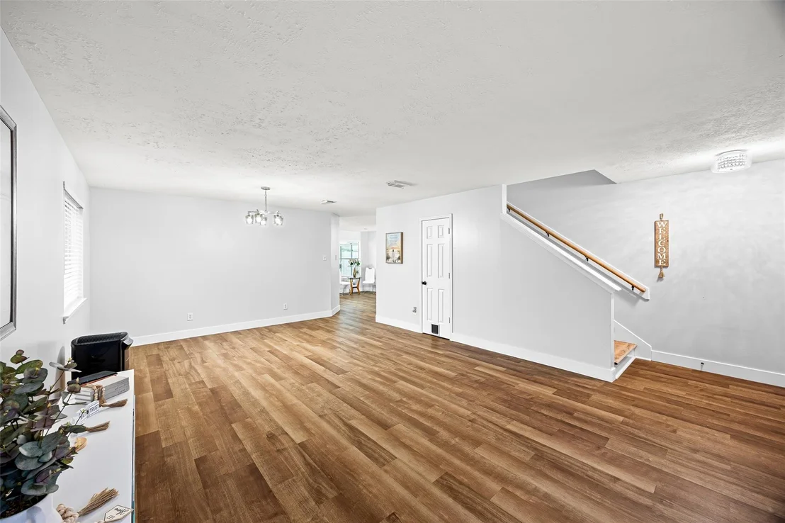 Photo of 2710 Fox View Circle