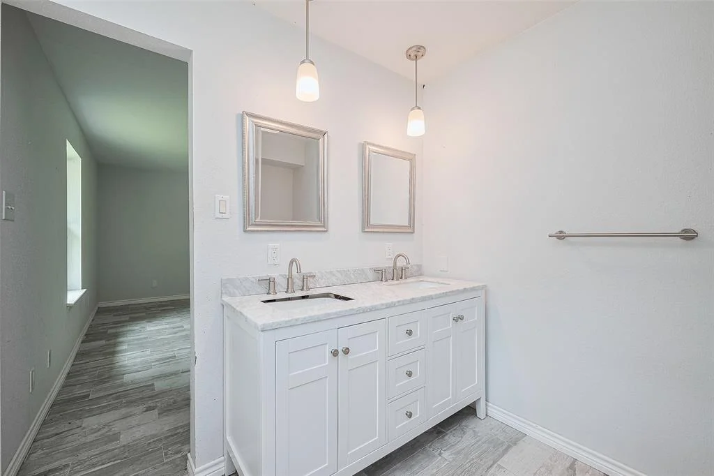 Photo of 25930 Water Ridge Drive