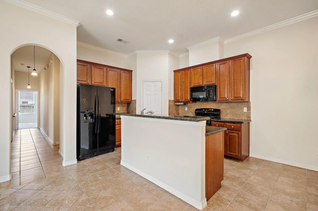 Photo of 912 Sweet Pine Drive