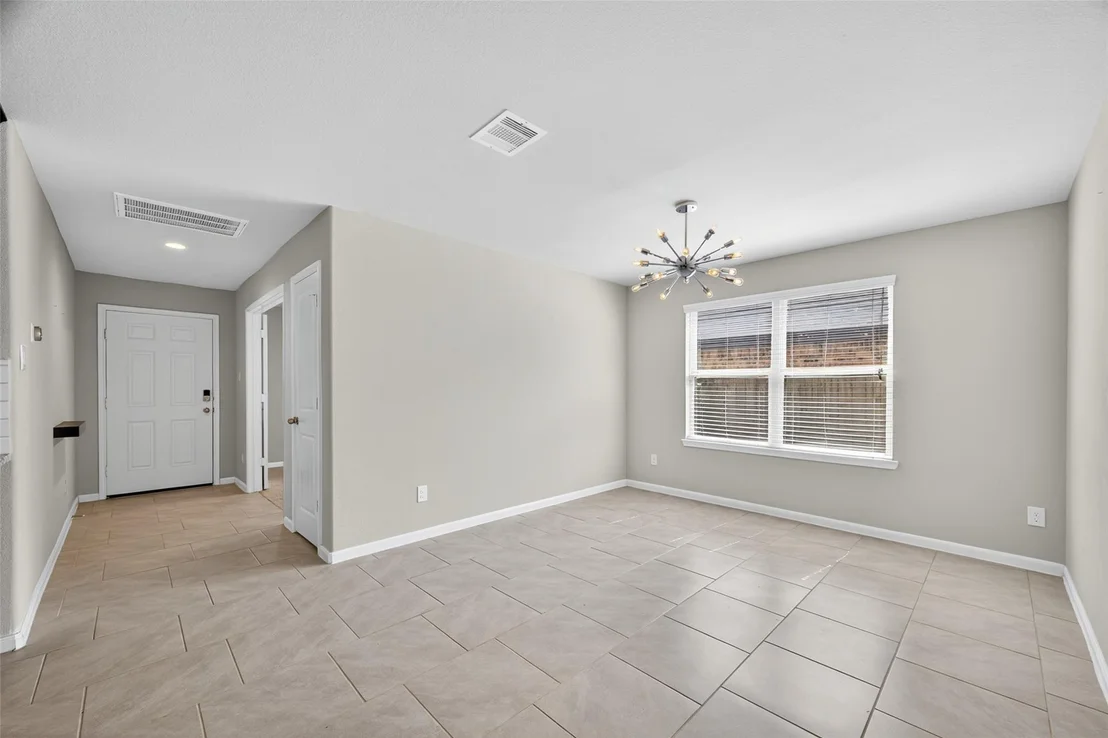 Photo of 718 Harvest Bluff Drive